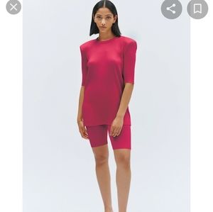 Kotn ribbed short sleeved top with padded shoulders, rhubarb.